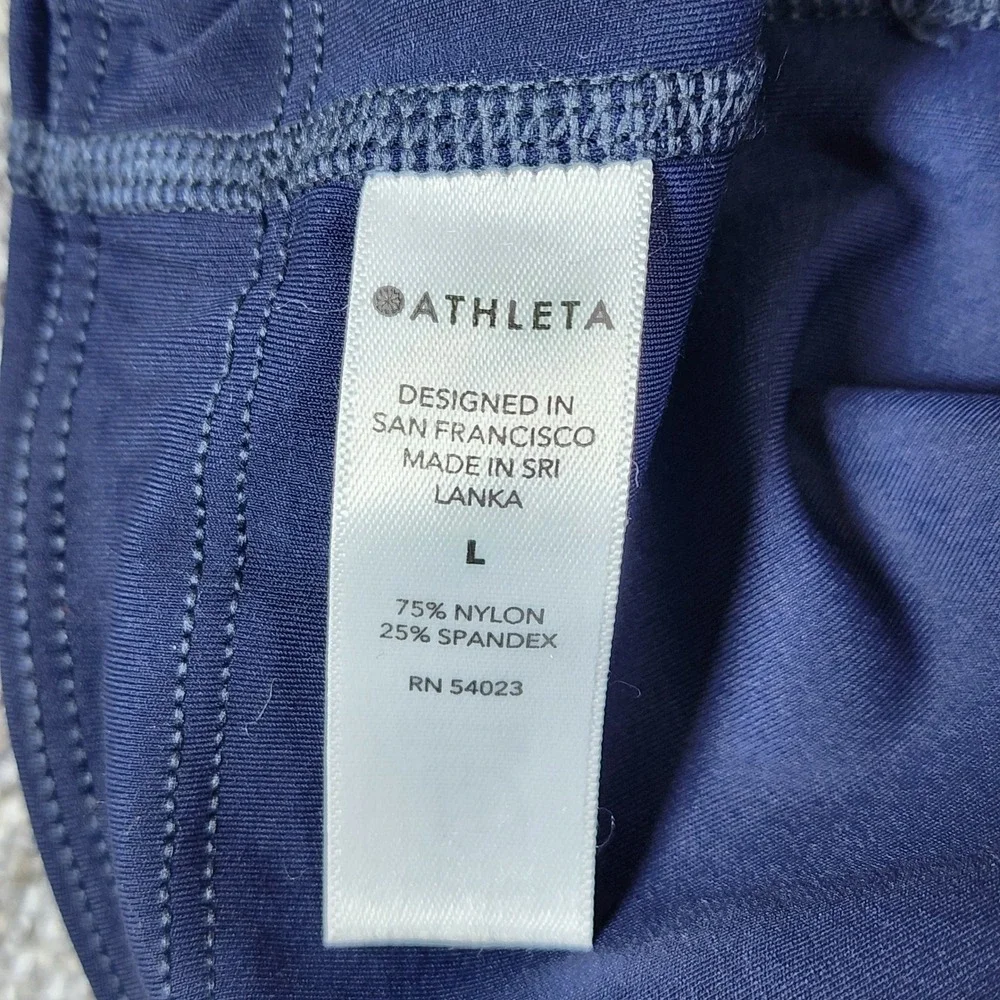 Athleta ultimate stash